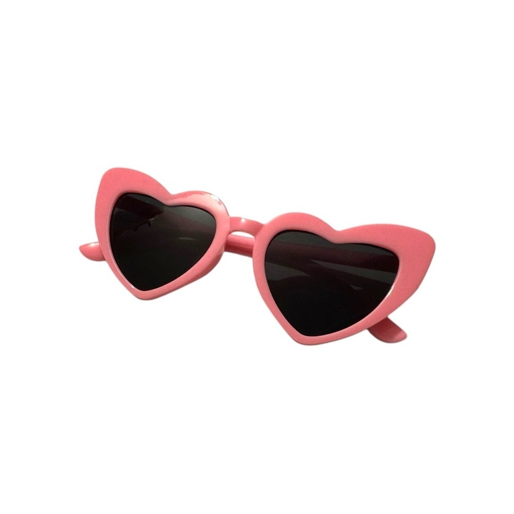 ⭐️ 5/$30 Kids Heart Sunglasses UV400